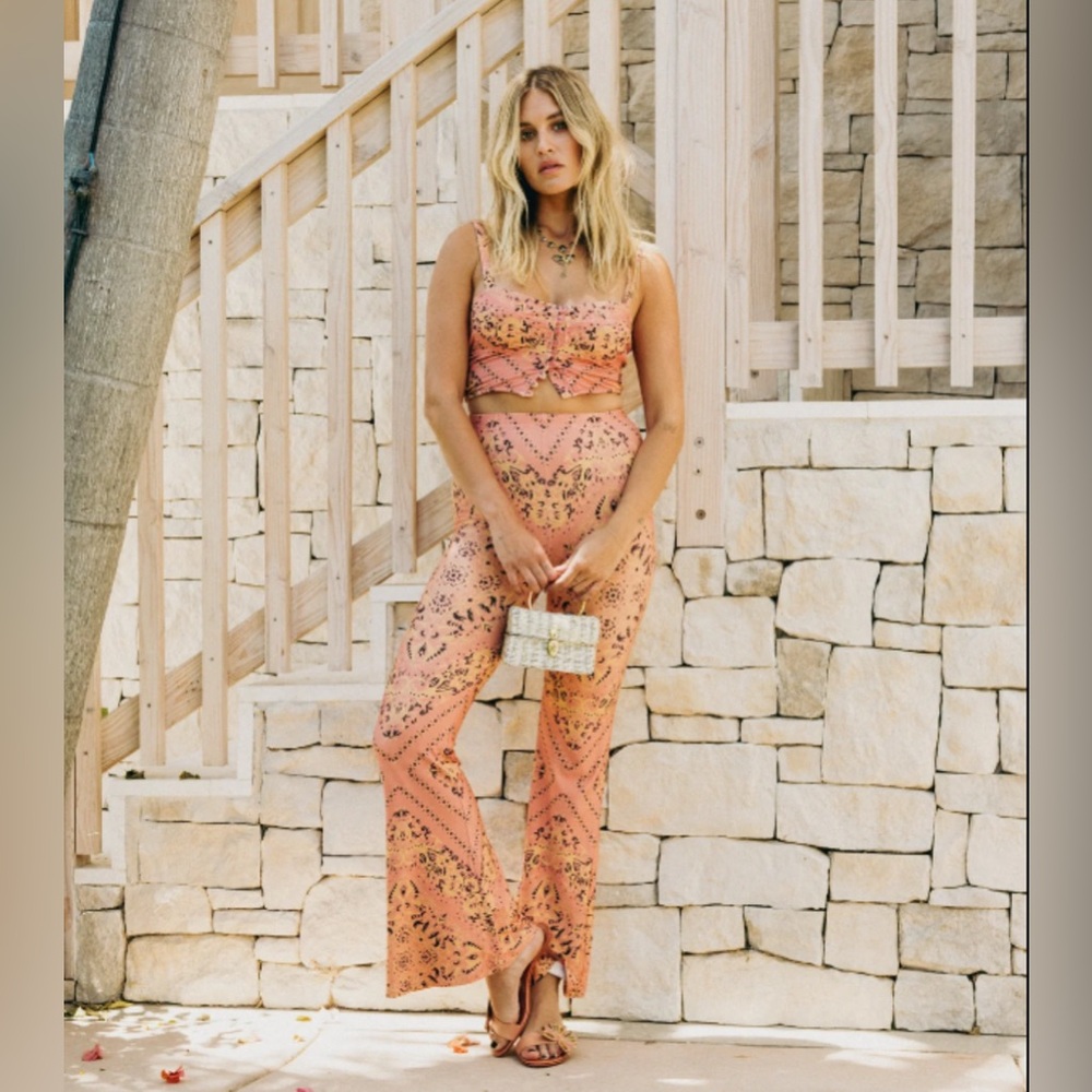 Novella Royale Janis Bells - Rosie Calalily (Short Inseam)